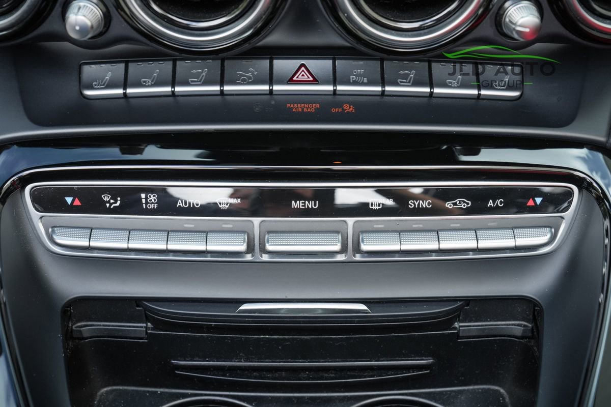 Used 2019 Mercedes-Benz AMG GT Roadster image 24