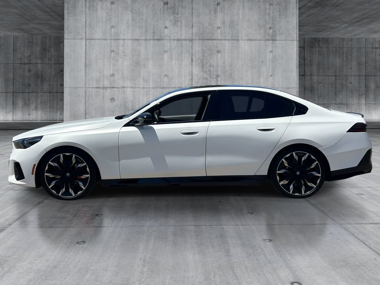 Used 2024 BMW i5 M60 w/ Executive Package AWD/4WD image 2