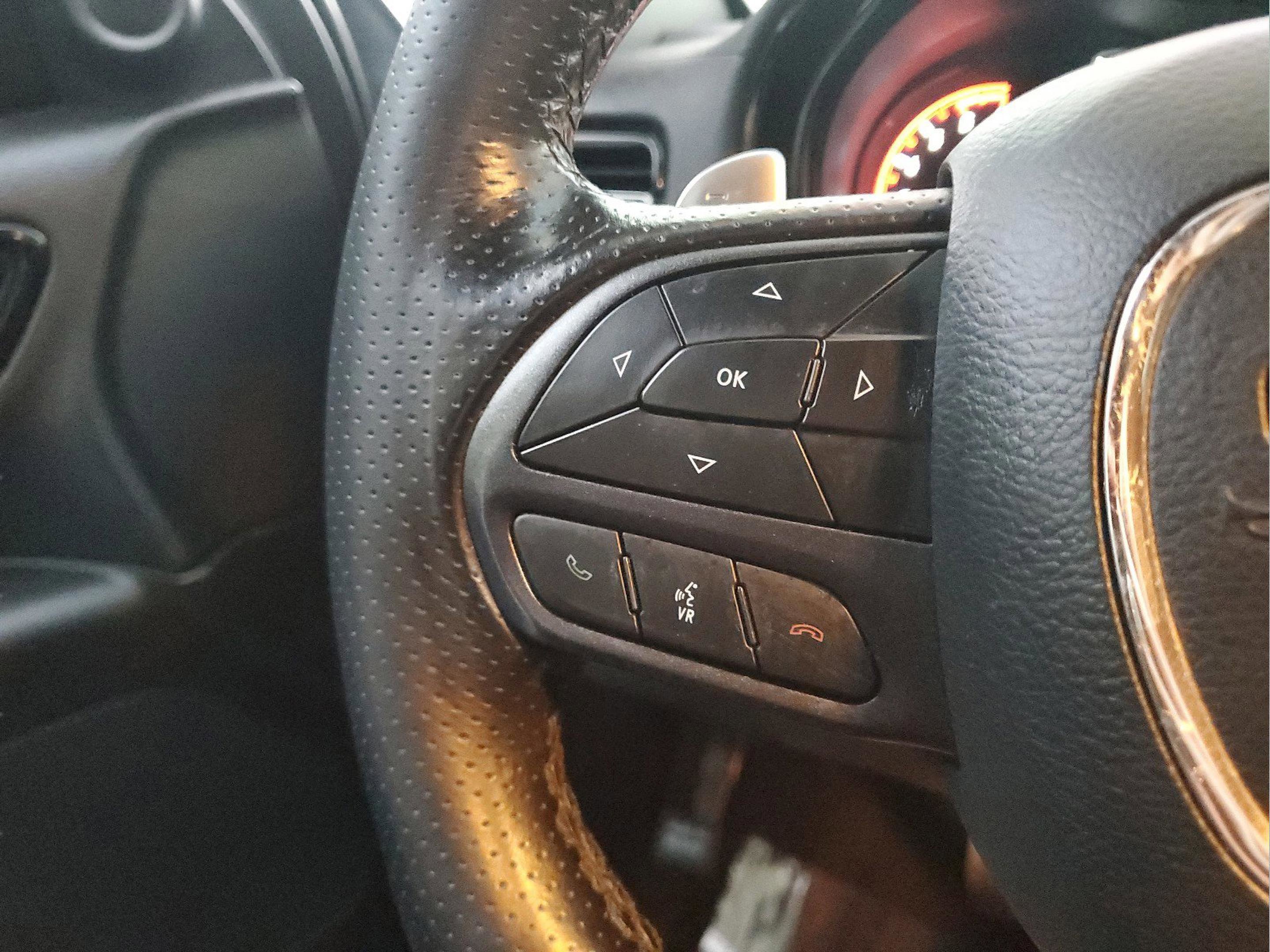 Used 2022 Dodge Durango R/T w/ Blacktop Package image 28