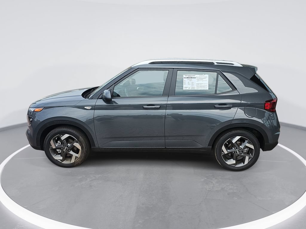 Certified 2026 Hyundai Venue SEL FWD image 8