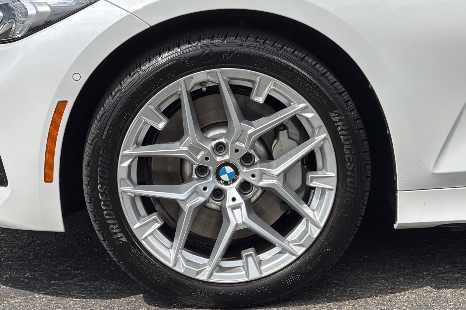 Certified 2025 BMW 330i Sedan image 37