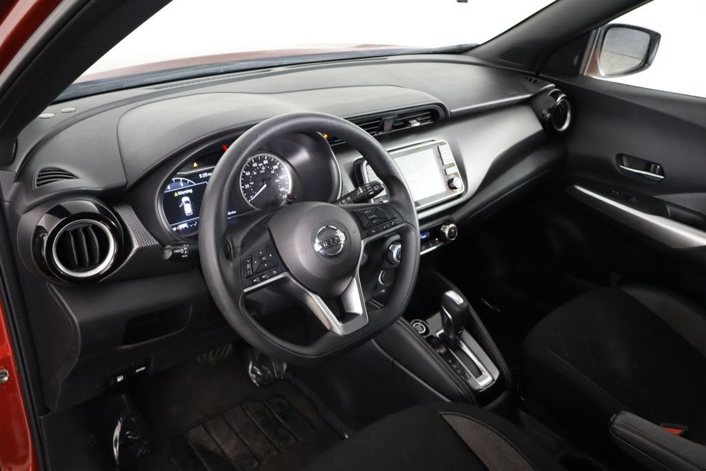 Used 2020 Nissan Kicks SV FWD image 23