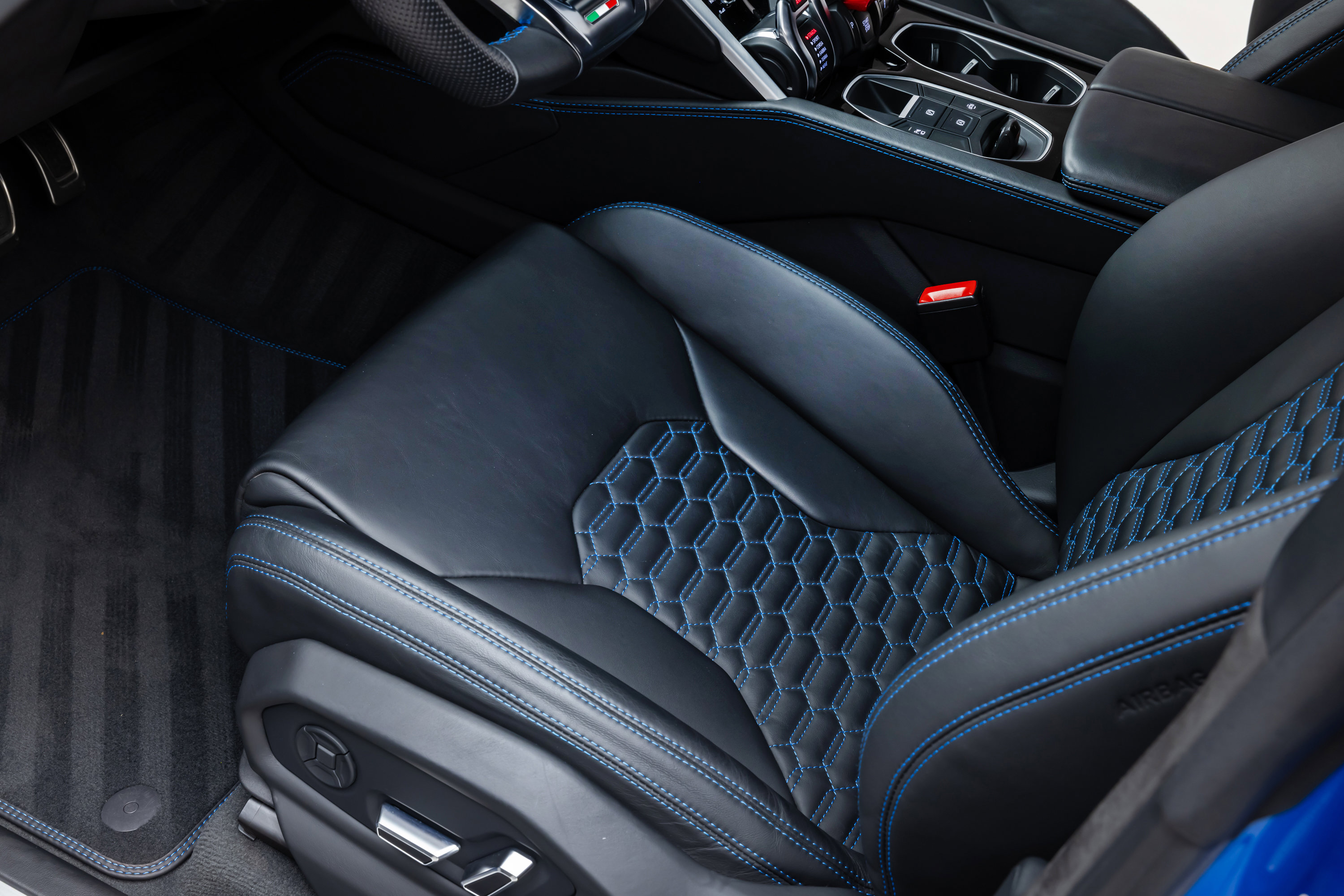 Used 2019 Lamborghini Urus image 89