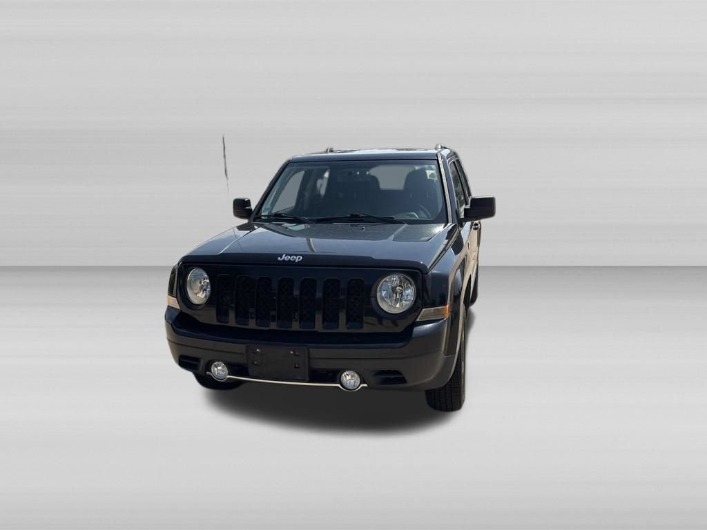 Used 2016 Jeep Patriot High Altitude AWD/4WD image 9