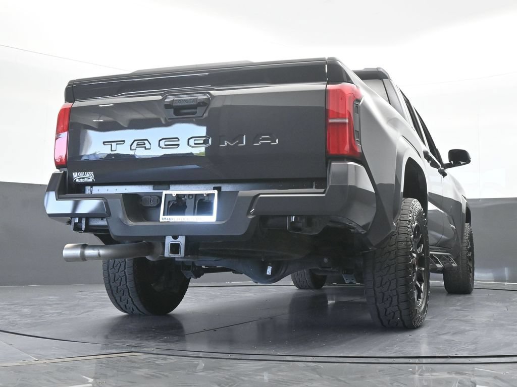 Used 2025 Toyota Tacoma SR5 RWD image 65