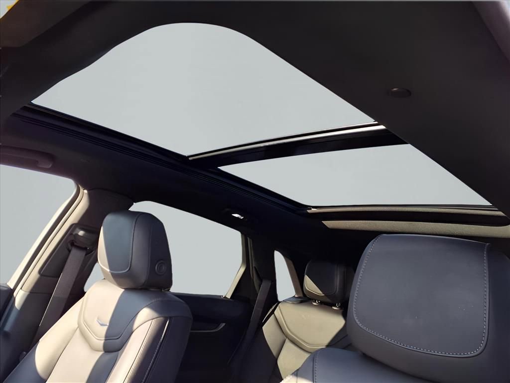 Used 2025 Cadillac XT5 Premium Luxury image 27