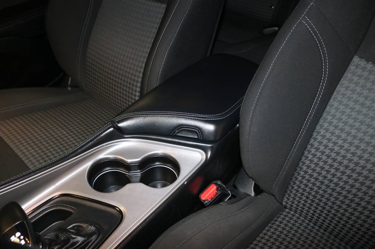 Used 2023 Dodge Challenger SXT RWD image 69