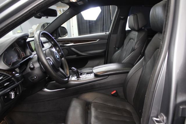 Used 2015 BMW X6 xDrive50i AWD/4WD image 16