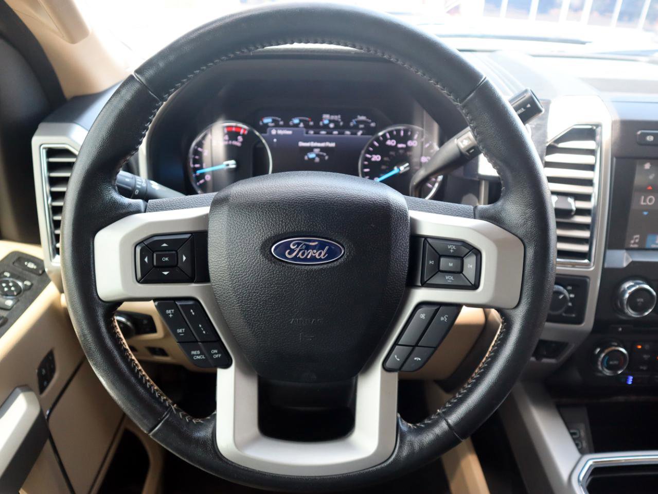 Used 2017 Ford F350 Lariat w/ Lariat Ultimate Package AWD/4WD image 19