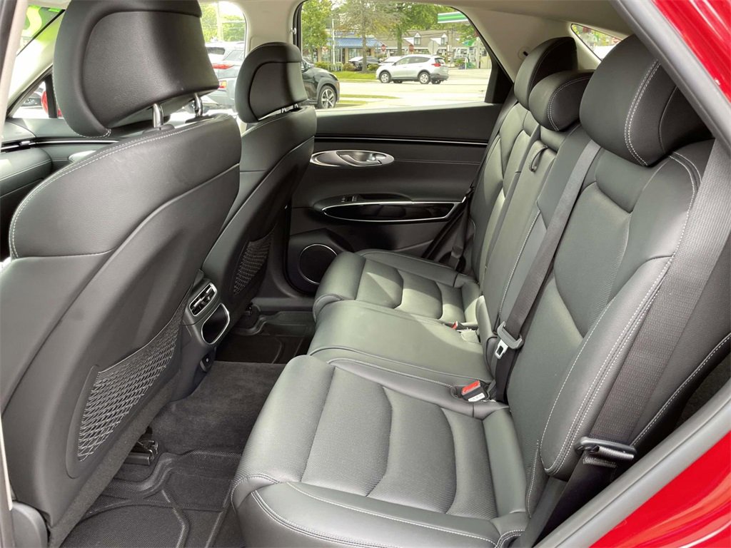 Certified 2025 Genesis GV70 2.5T image 11