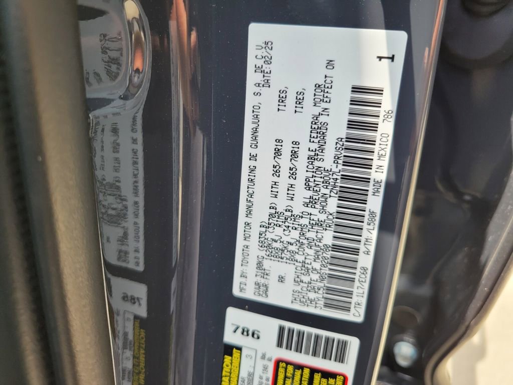 New 2025 Toyota Tacoma Trailhunter image 18