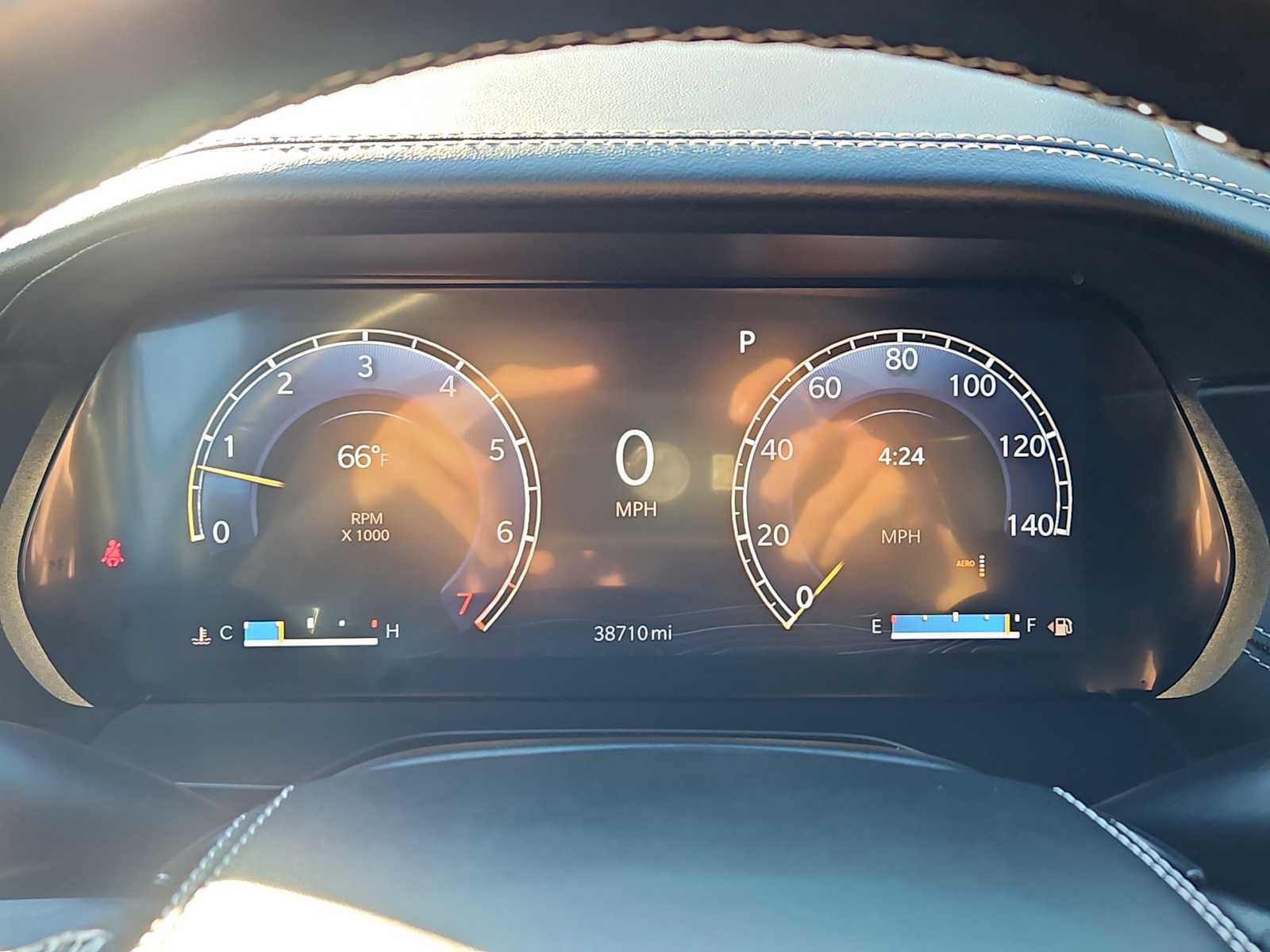 Used 2022 Jeep Grand Cherokee Overland w/ Luxury Tech Group IV image 35