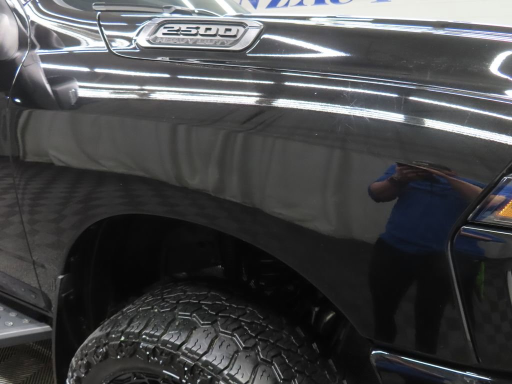 Used 2025 RAM 2500 Big Horn AWD/4WD image 38
