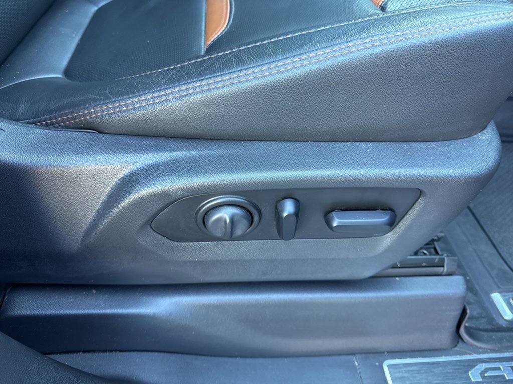 Used 2021 GMC Sierra 2500 AT4 w/ AT4 Premium Plus Package image 19