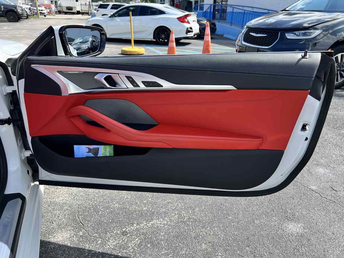 Used 2022 BMW 840i Convertible w/ Comfort Seating Package image 23