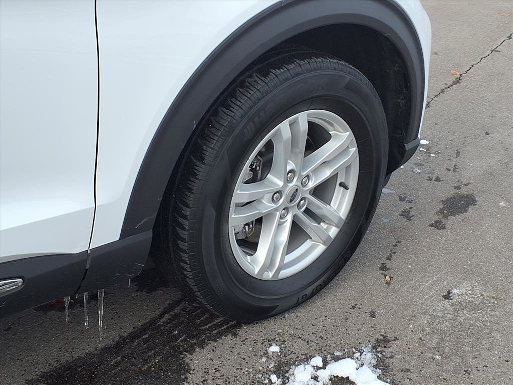 Used 2021 Ford Explorer XLT w/ Equipment Group 202A image 27