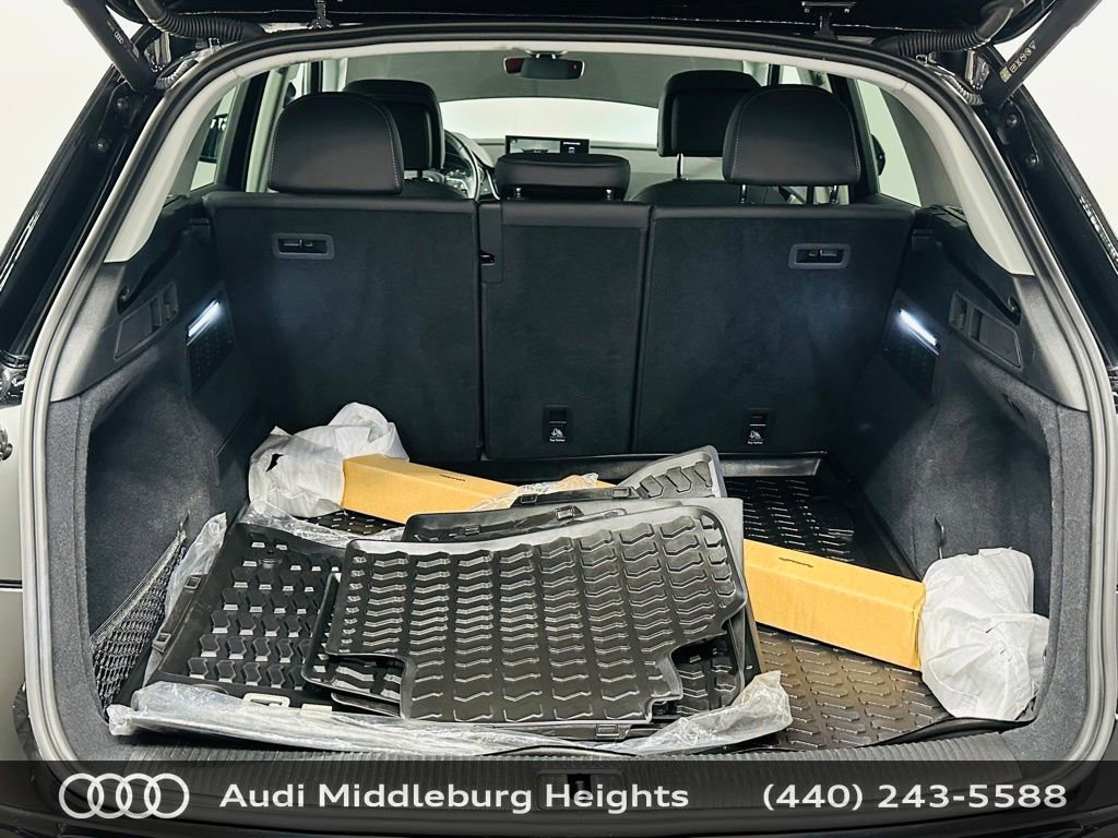 Certified 2023 Audi Q5 2.0T Premium w/ Convenience Package image 32