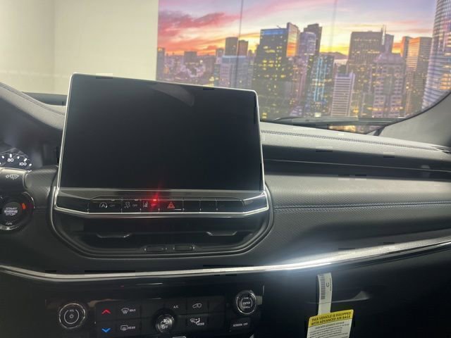 New 2026 Jeep Compass Latitude AWD/4WD image 14