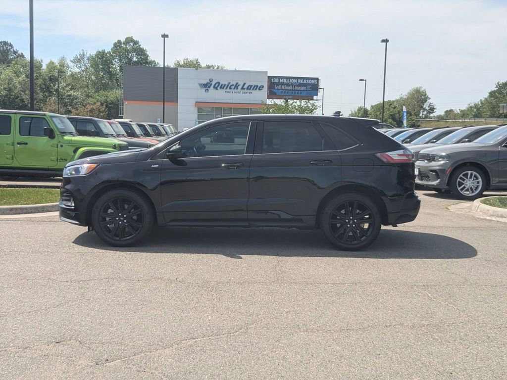 Used 2024 Ford Edge ST-Line AWD/4WD image 2