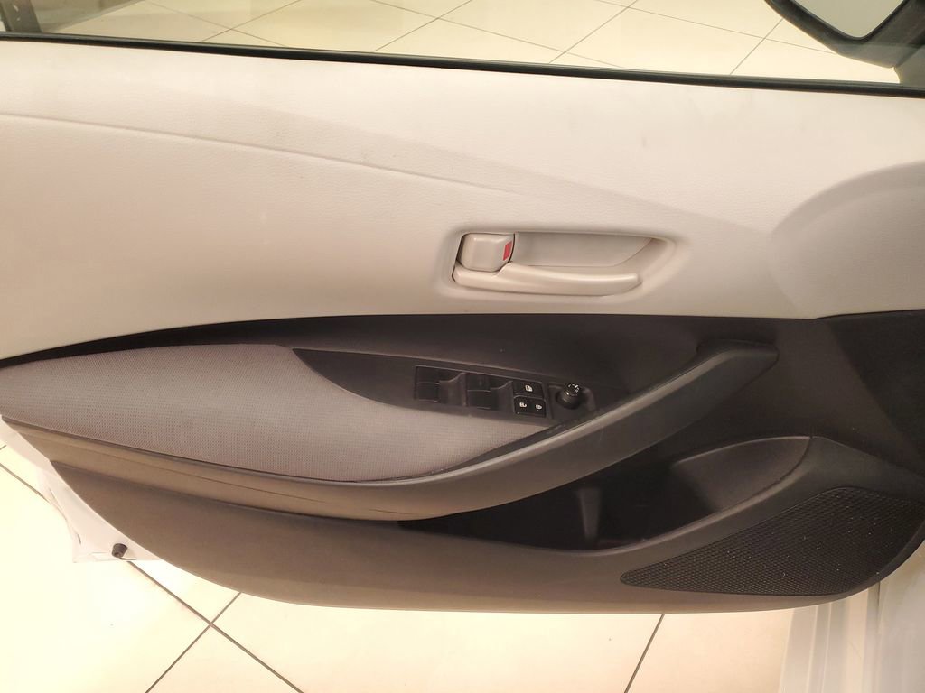 Used 2023 Toyota Corolla LE image 17