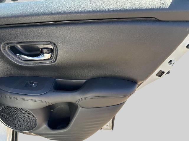 Used 2023 Honda HR-V LX image 23