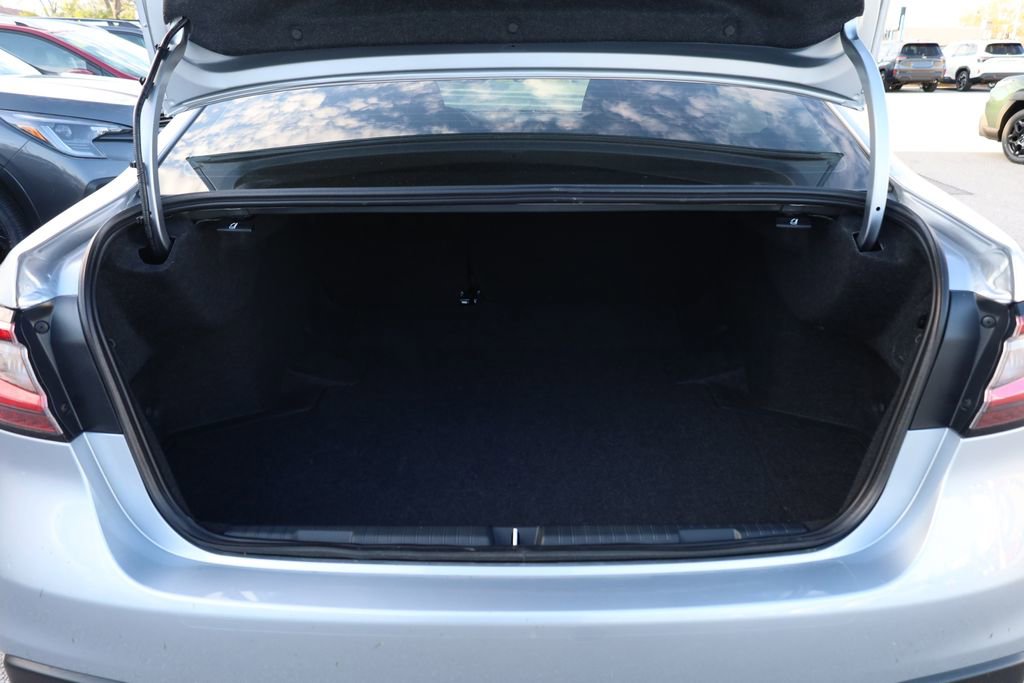 Certified 2025 Subaru Legacy Premium AWD/4WD image 7