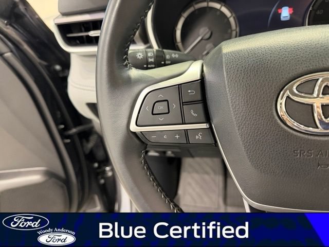 Used 2023 Toyota Highlander XLE FWD image 11