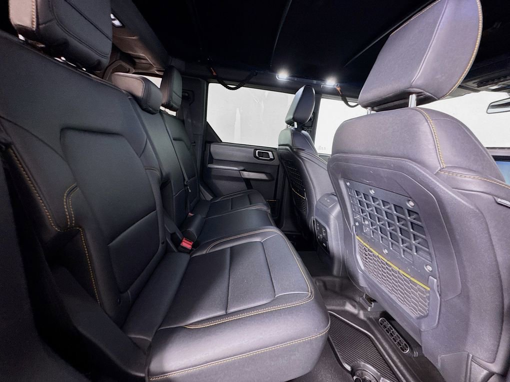 Used 2022 Ford Bronco Badlands w/ Sasquatch Package image 31