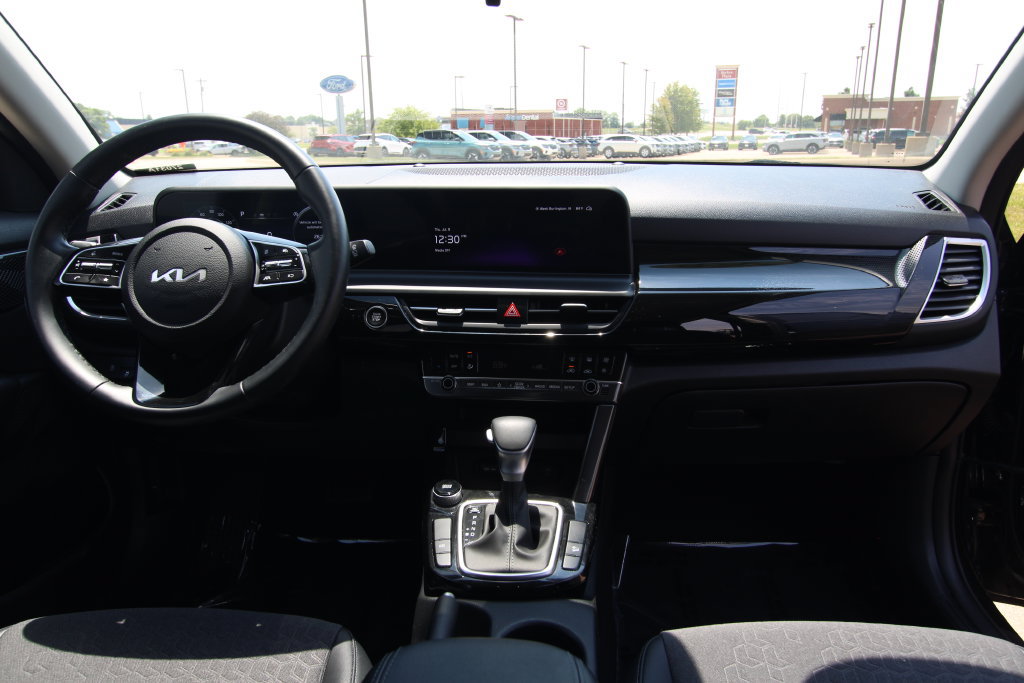 Used 2024 Kia Seltos S FWD image 37