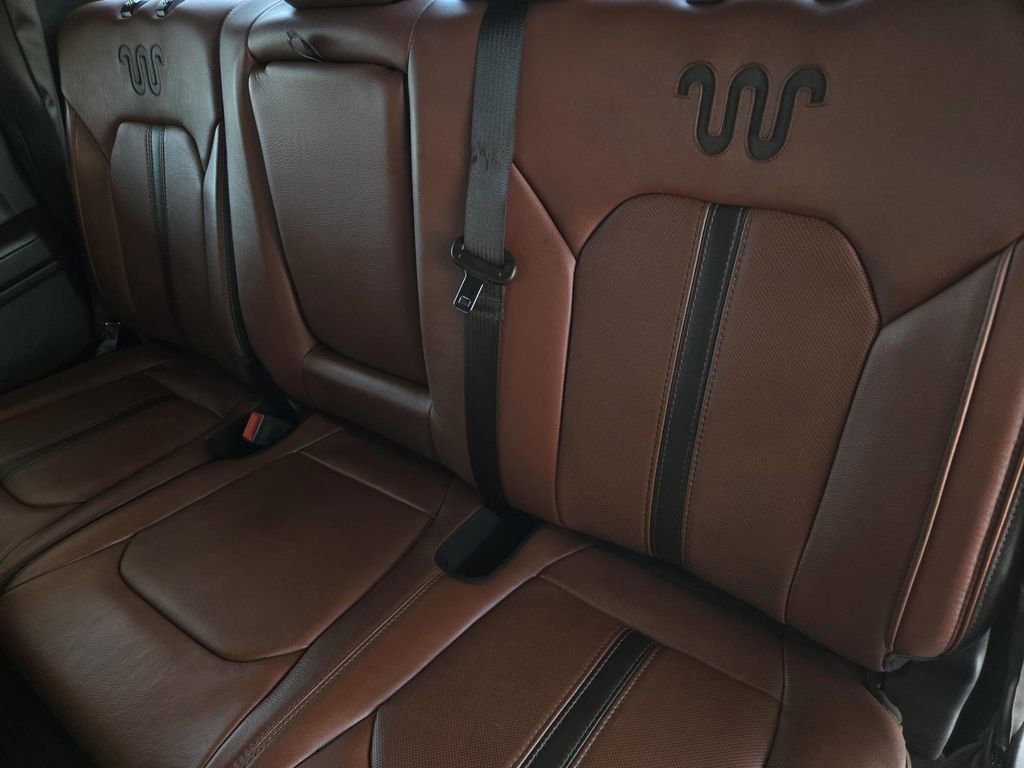 Used 2019 Ford F150 King Ranch w/ Equipment Group 601A Luxury AWD/4WD image 13