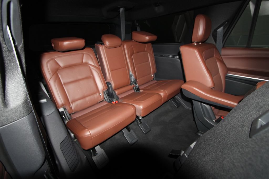 Used 2025 Lincoln Navigator L Reserve AWD/4WD image 30