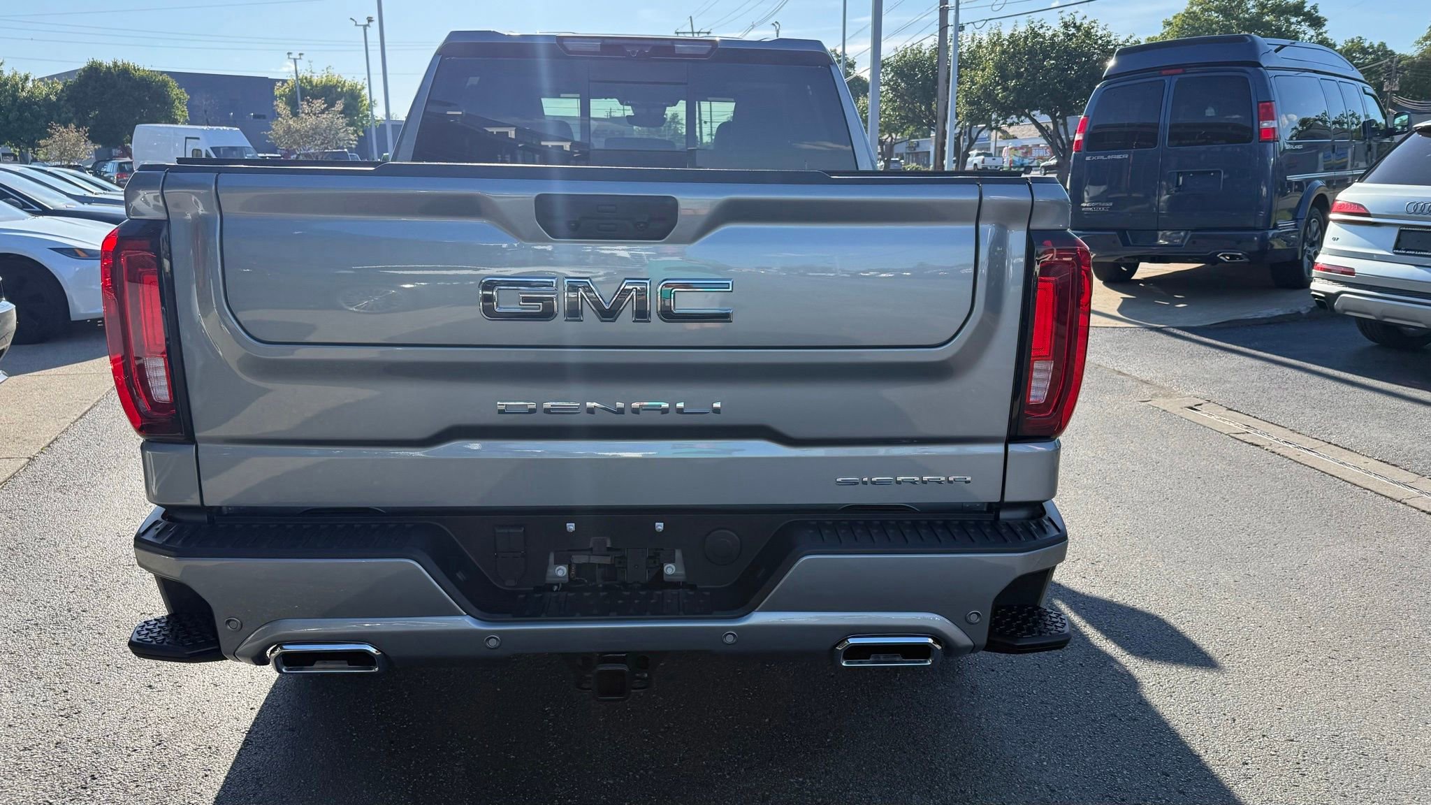 Used 2025 GMC Sierra 1500 Denali Ultimate AWD/4WD image 48