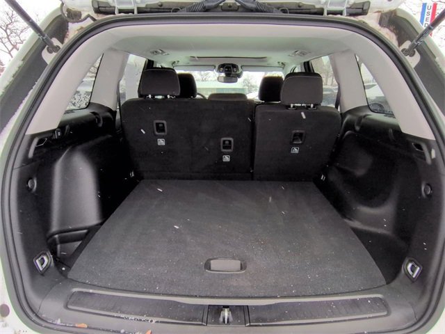 Used 2024 Jeep Grand Cherokee Laredo X image 24