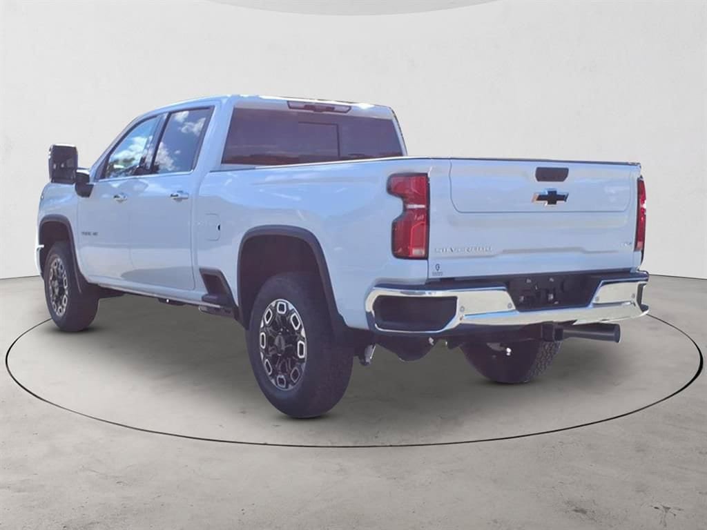 New 2026 Chevrolet Silverado 3500 LTZ w/ LTZ Convenience Package AWD/4WD image 7