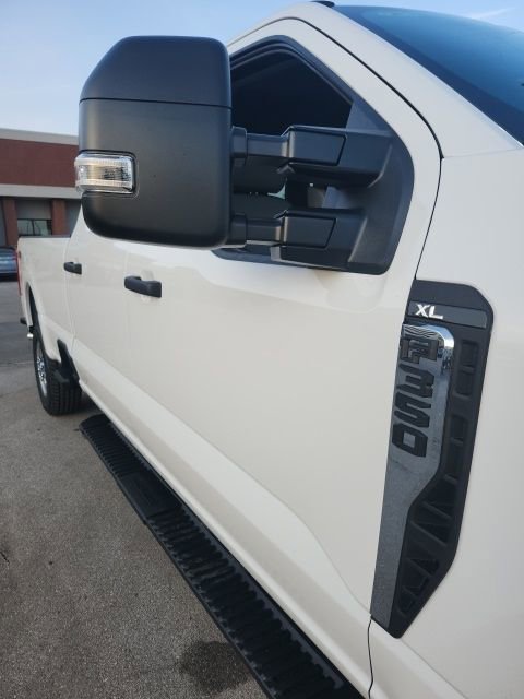 New 2026 Ford F350 XL w/ XL Chrome Package image 11