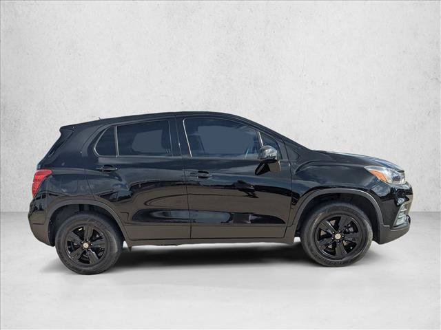 Used 2022 Chevrolet Trax LS w/ Tint and Cruise Package AWD/4WD video 2