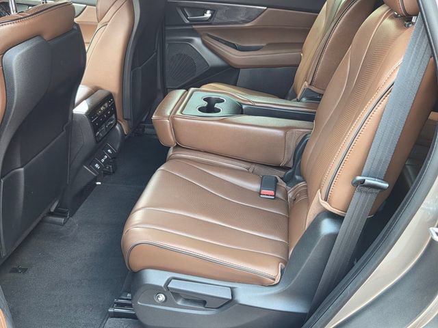 Used 2022 Acura MDX w/ Advance Package AWD/4WD image 13