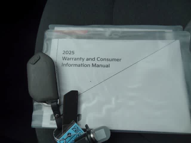 Used 2025 Kia K4 FWD image 35