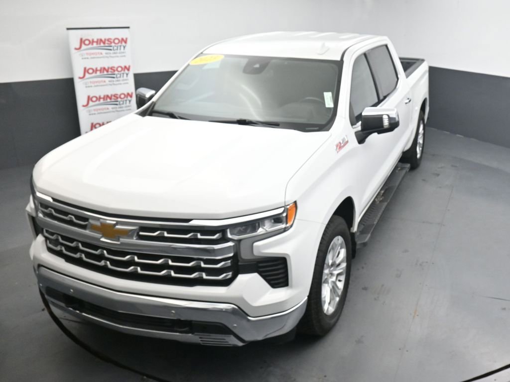 Used 2023 Chevrolet Silverado 1500 LTZ w/ LTZ Convenience Package II AWD/4WD image 28