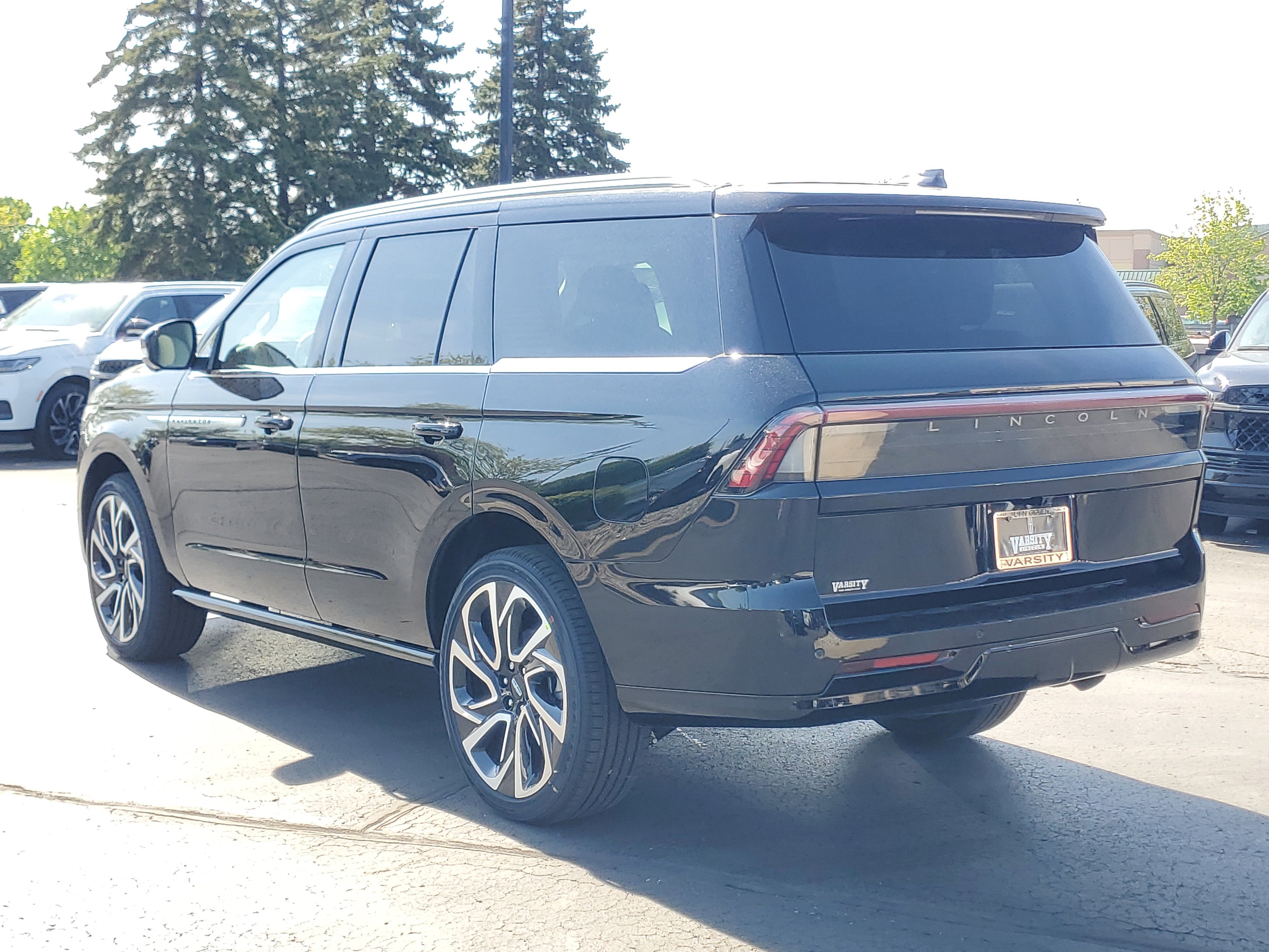 New 2026 Lincoln Navigator Reserve AWD/4WD video 2