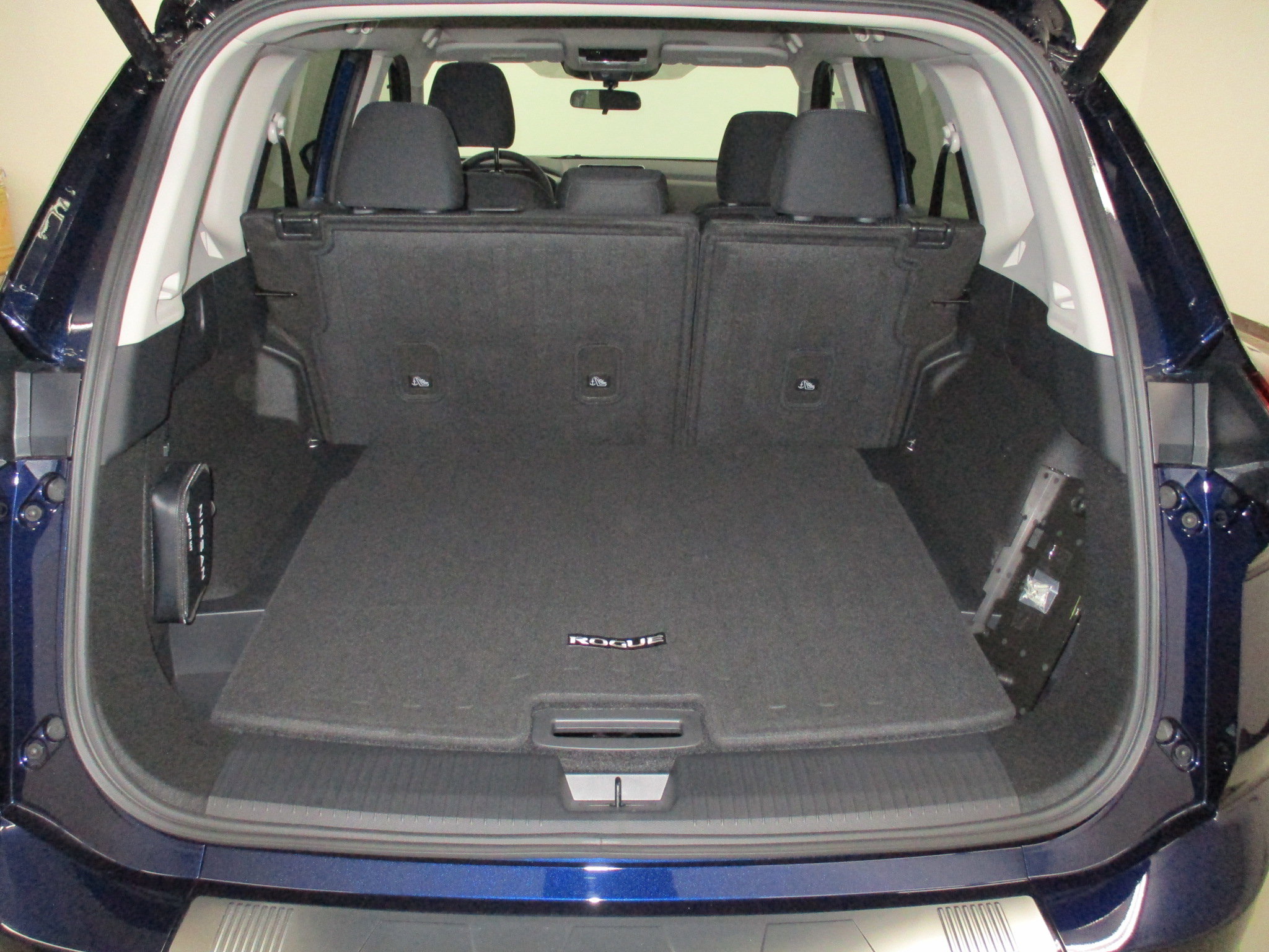 New 2026 Nissan Rogue SV w/ Cold Weather Package image 6