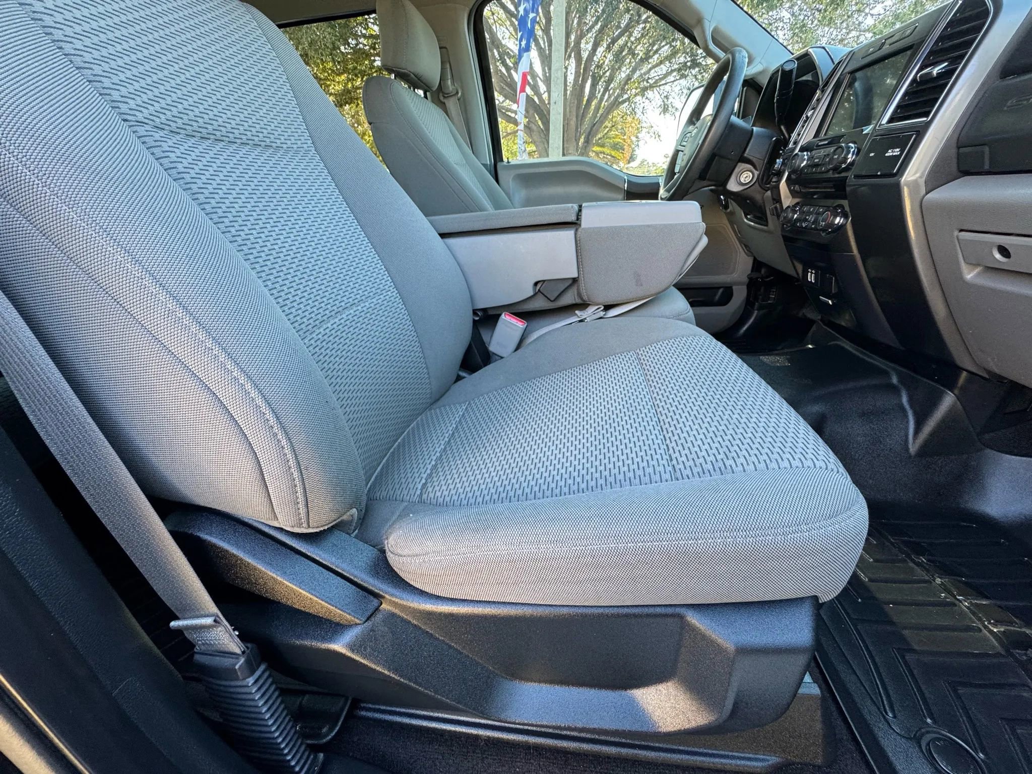 Used 2017 Ford F250 XLT w/ XLT Value Package image 12