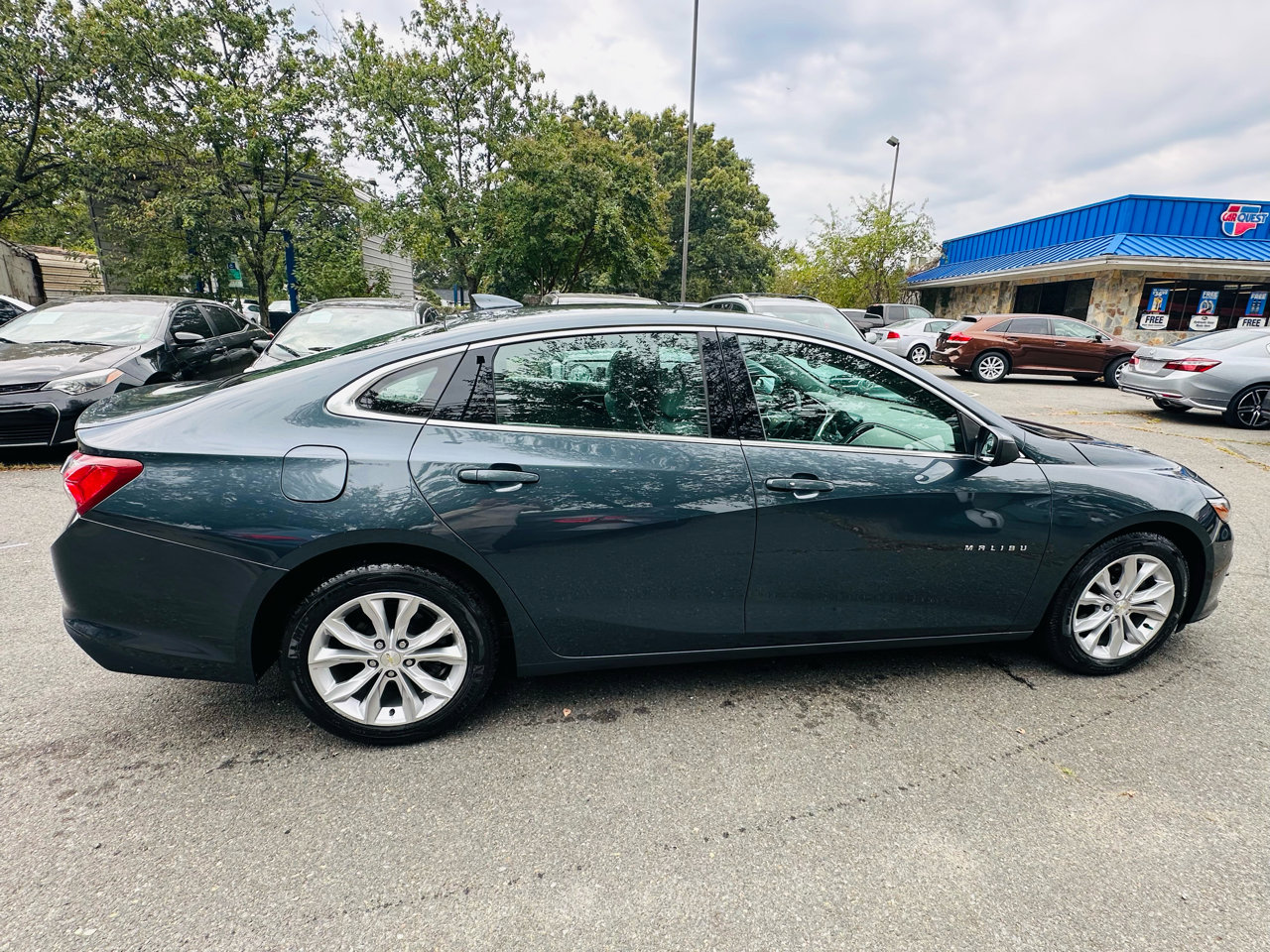 Used 2019 Chevrolet Malibu LT image 7