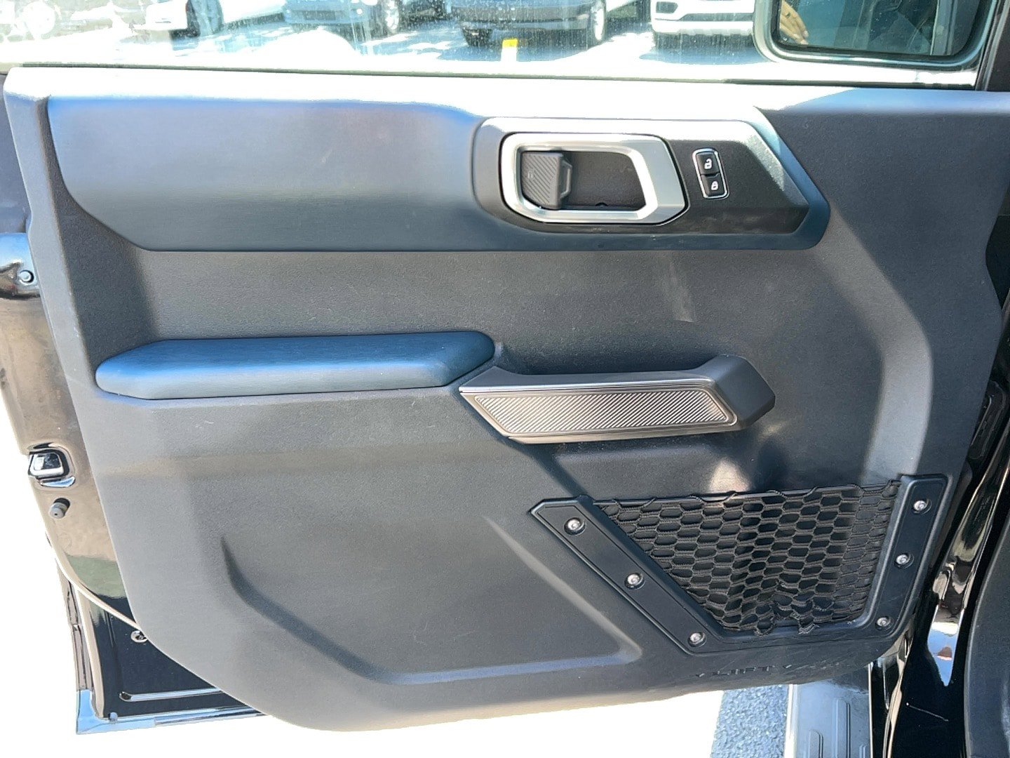 Used 2021 Ford Bronco Outer Banks AWD/4WD image 11