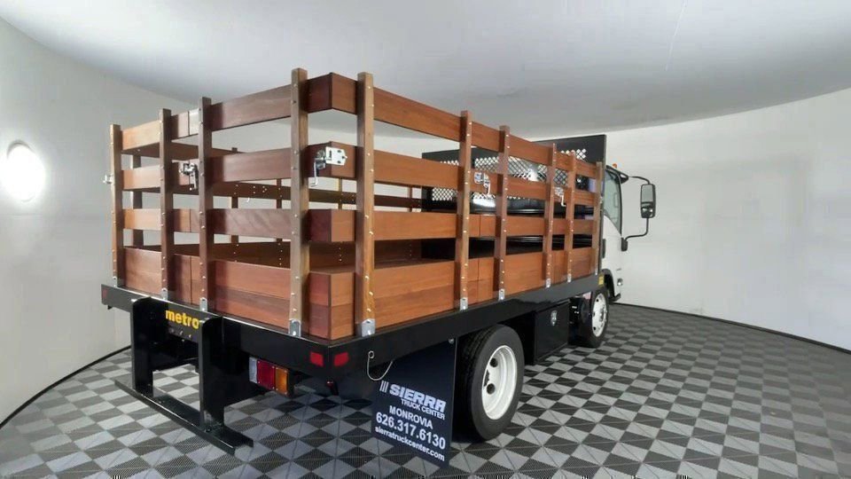 New 2025 Chevrolet Low Cab Forward image 4