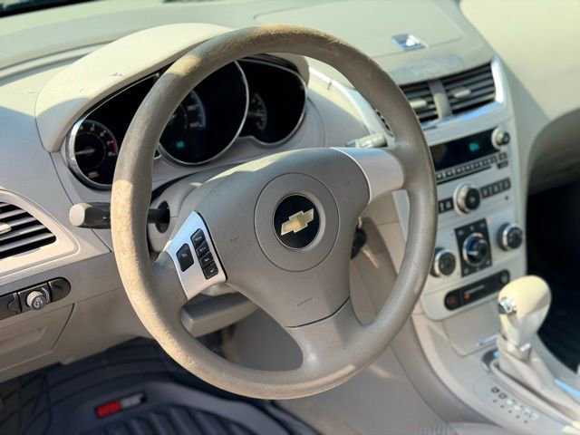 Used 2010 Chevrolet Malibu LS image 6