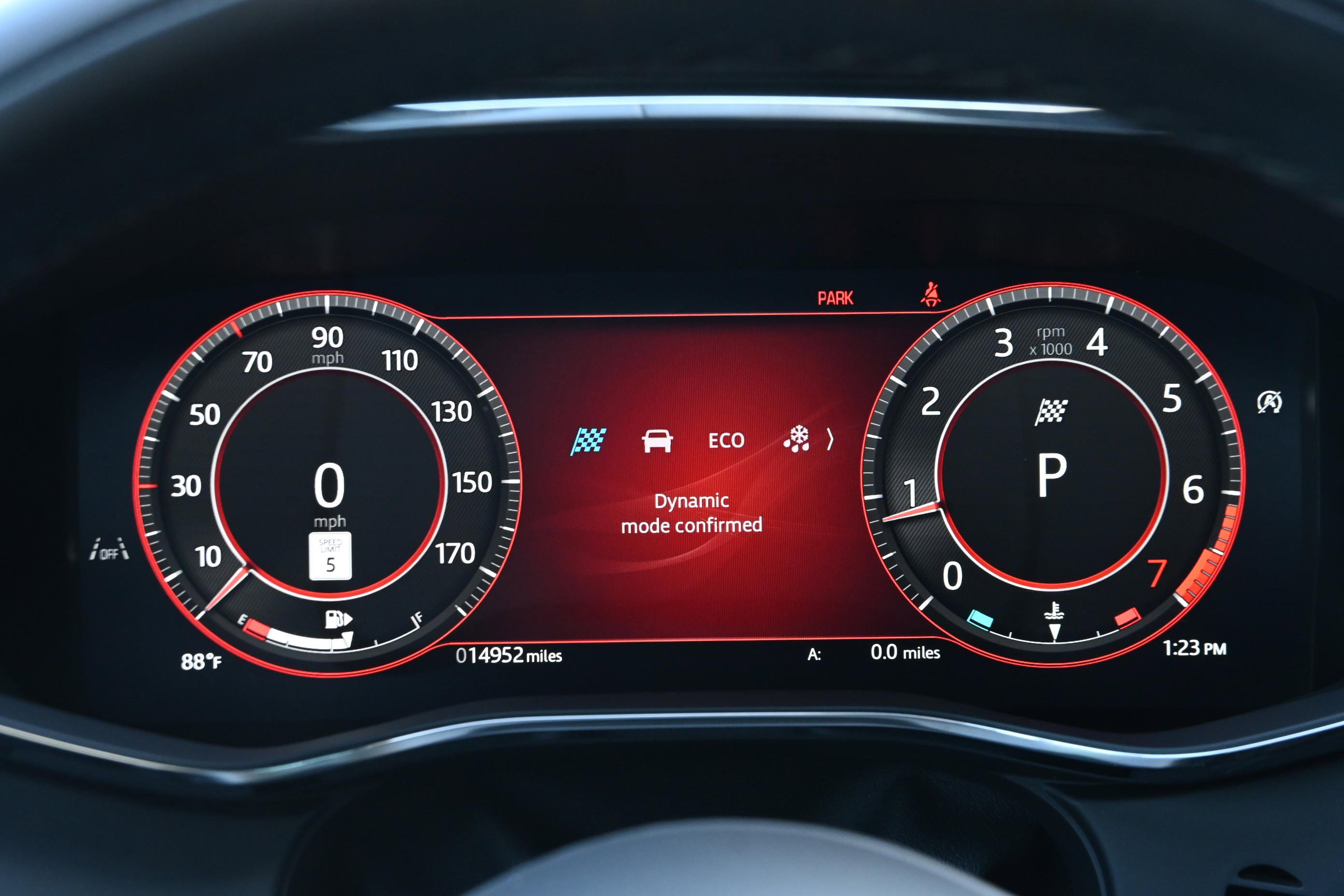 Used 2025 Jaguar F-PACE R-Dynamic S image 17