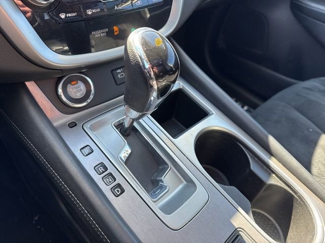 Used 2020 Nissan Murano SV AWD/4WD image 14