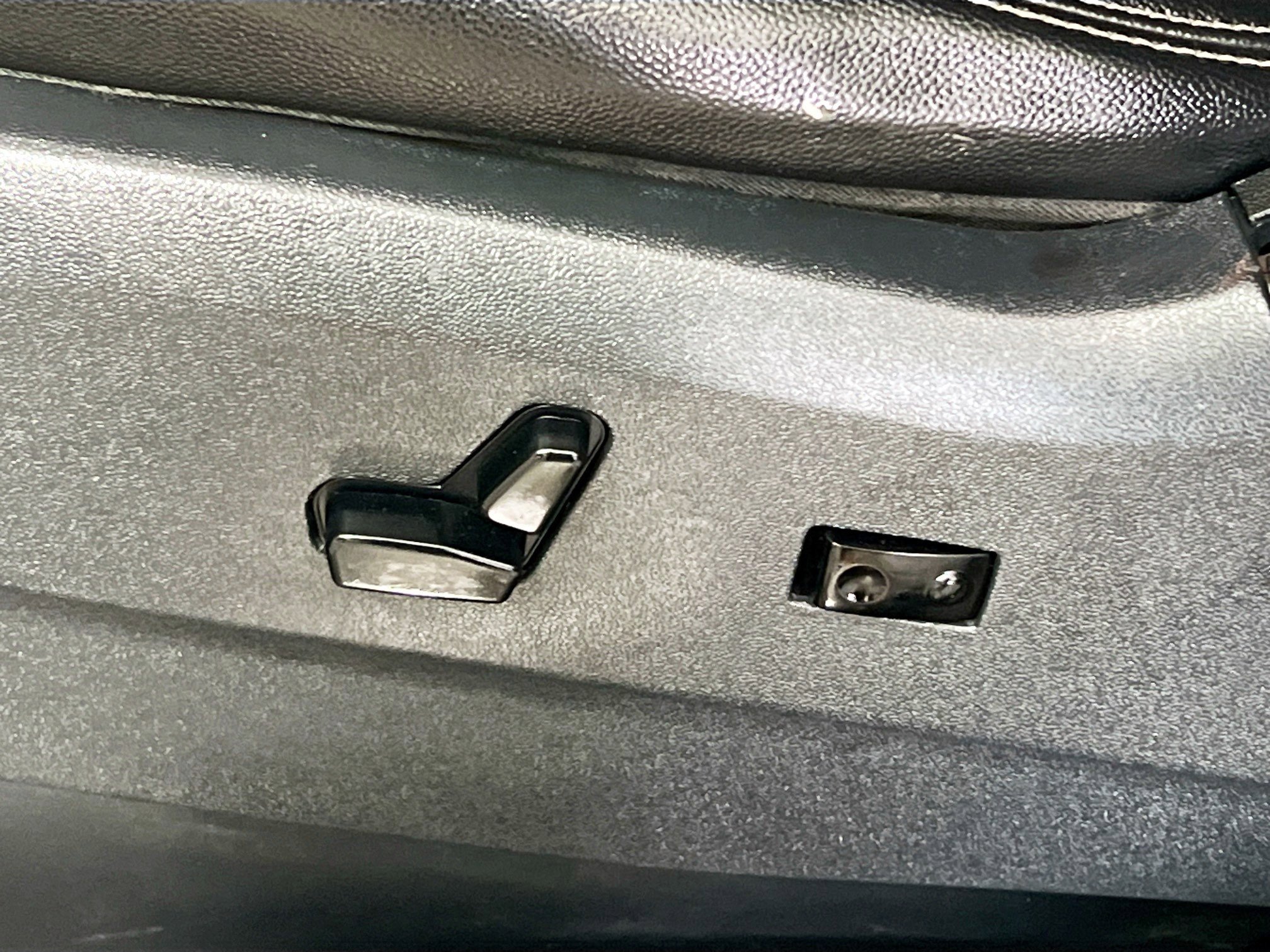 Used 2018 Dodge Grand Caravan SXT FWD image 15