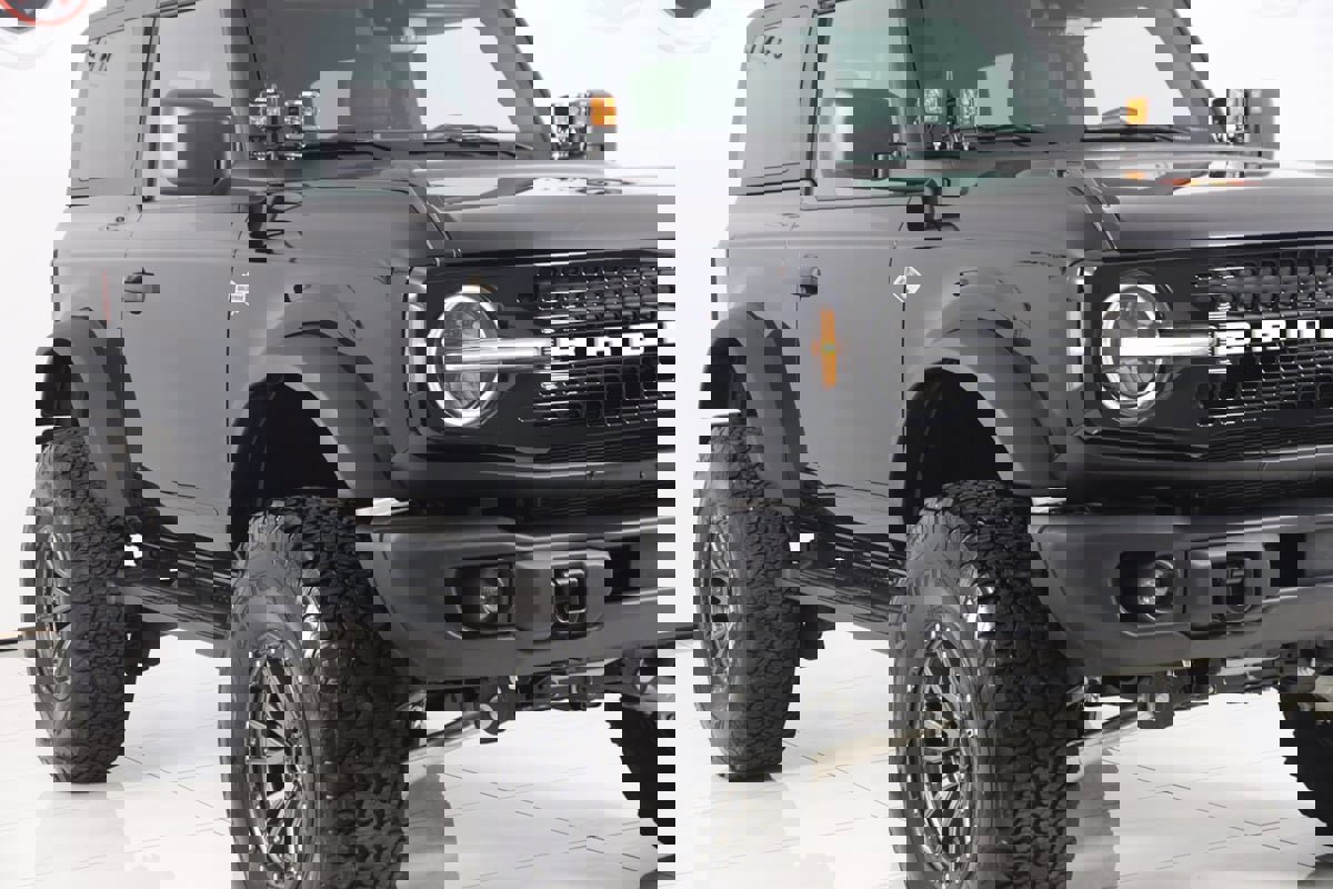 Used 2023 Ford Bronco Wildtrak image 46